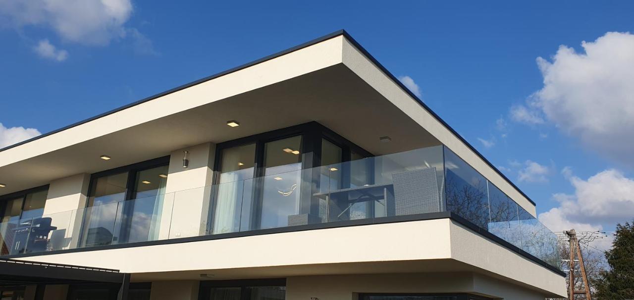 Luxury Apartments In Balatonalmadi, Almadi Lux Apartman II - Crystal White Экстерьер фото